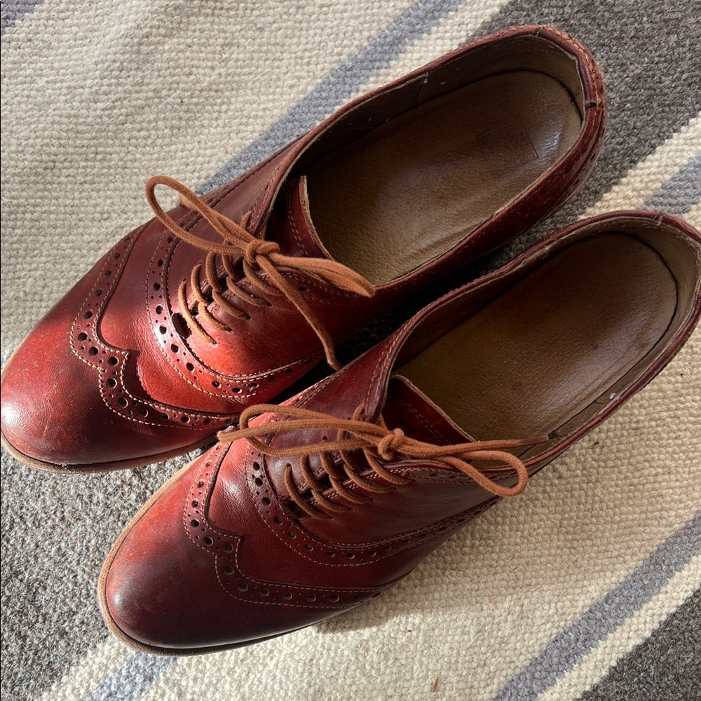 Maggie Leather Brogues by Frye